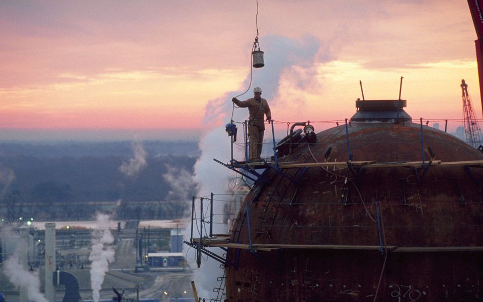 American petro-topia | Aeon