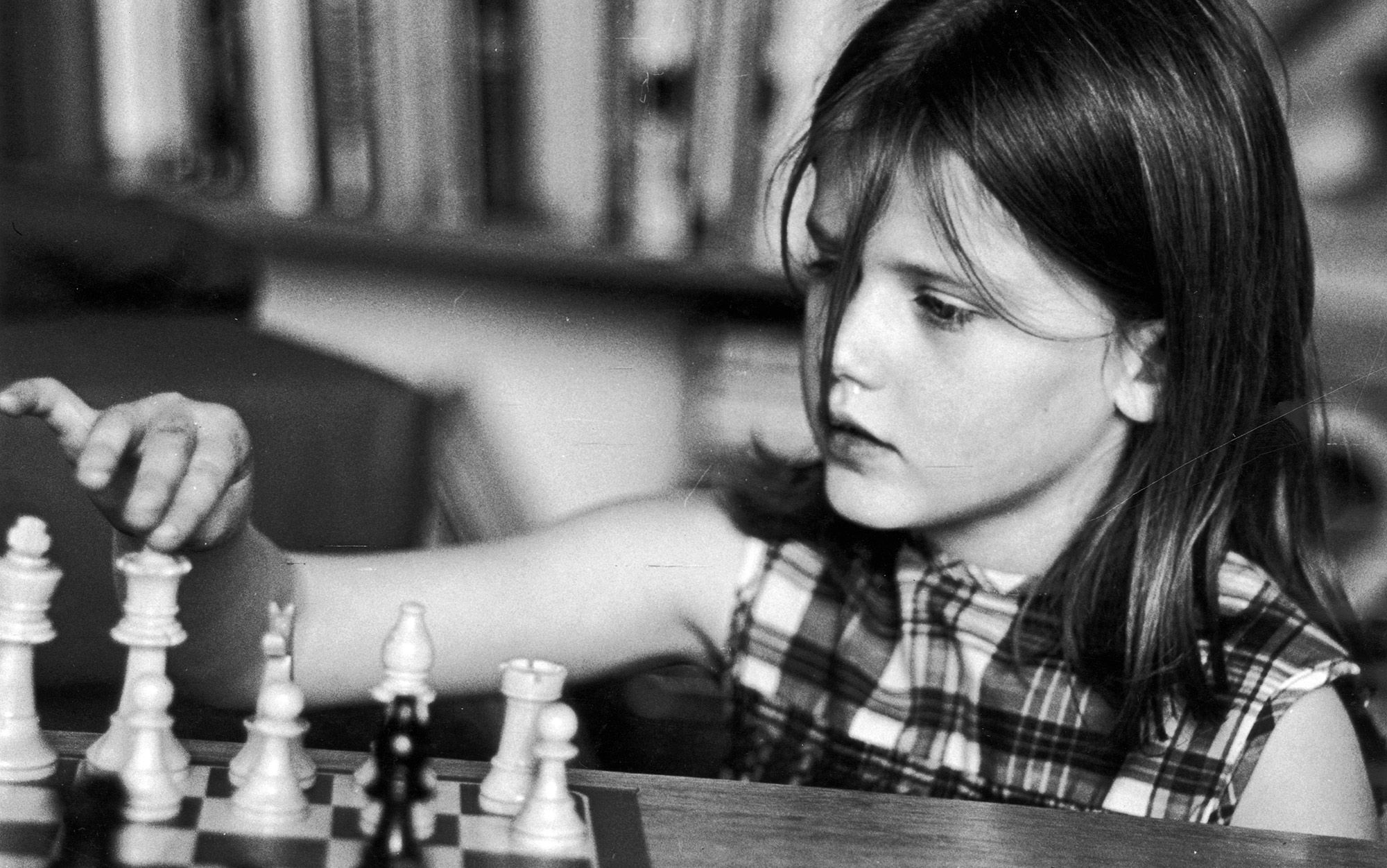 chess,  girl-ის სურათის შედეგი